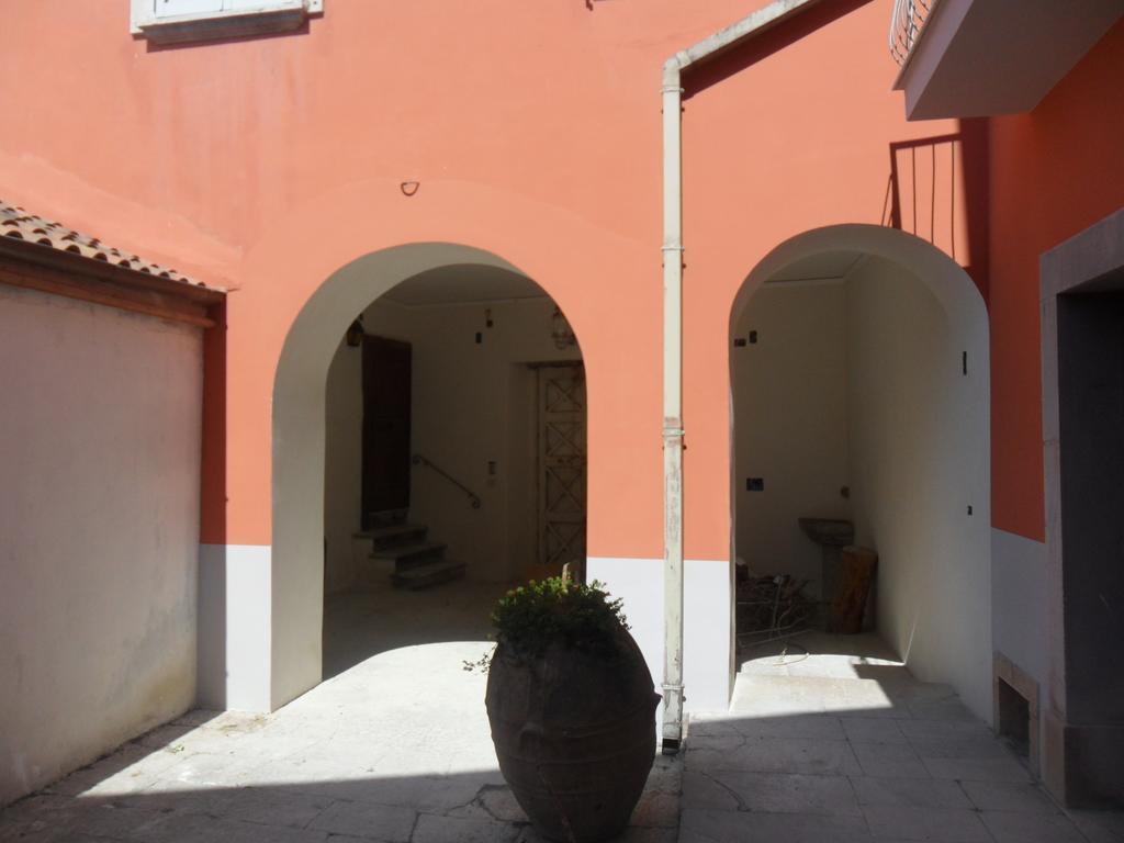 Palazzo Gentilizio De Maffutiis Auletta Exterior foto